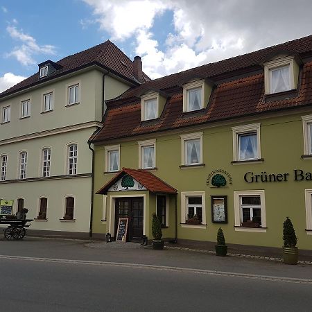 Traditionsgasthof Grüner Baum Bad Staffelstein Exterior foto