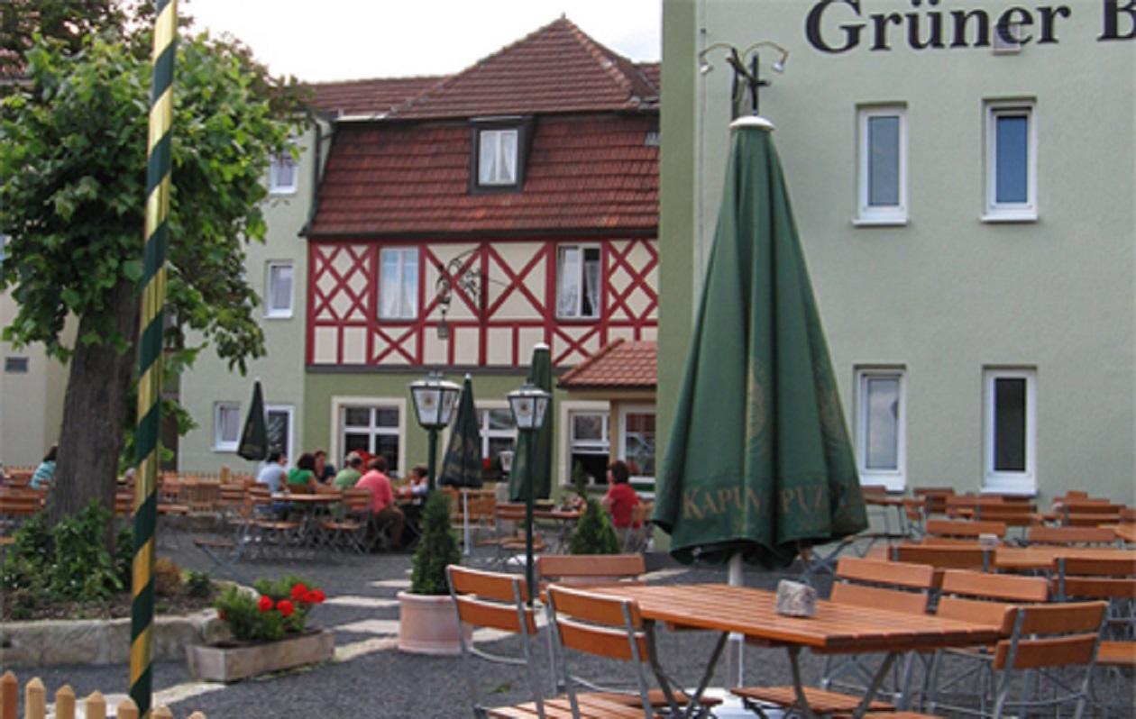 Traditionsgasthof Grüner Baum Bad Staffelstein Exterior foto